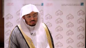 حقيقة إعفاء الشيخ ياسر الدوسري من إمامة المسجد الحرام في رمضان 2024