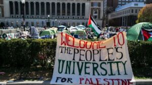 أصولها عربية.. من هي رئيسة جامعة كولومبيا الأمريكية التي أبلغت عن المتظاهرين المؤيدين لفلسطين؟