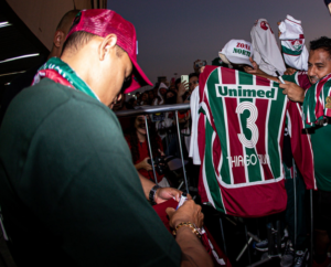 وصول تياجو سيلفا إلى البرازيل لـ الانضمام إلى نادي فلومينينسي | صور
