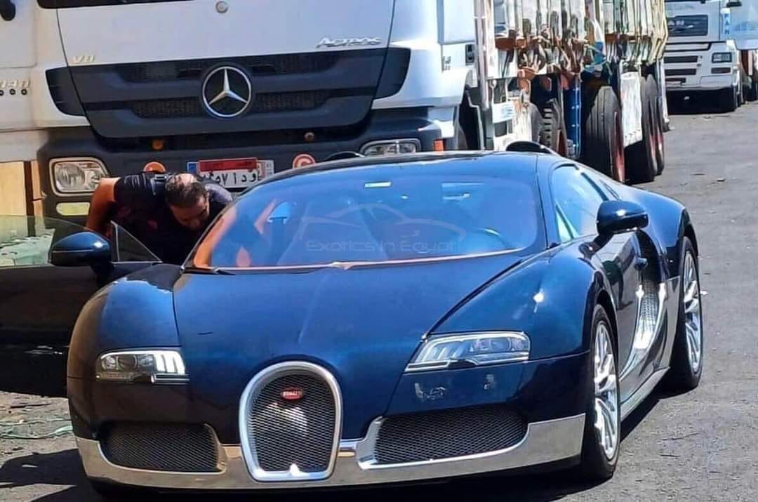 بعد شرائه «Bugatti Veyron».. سيارات عماد زيادة تثير الجدل في مصر