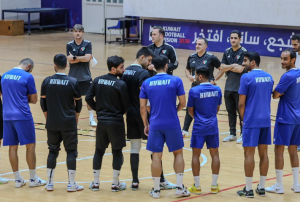 منتخب الكويت للصالات يباشر تدريباته على صالة نادي الكويت